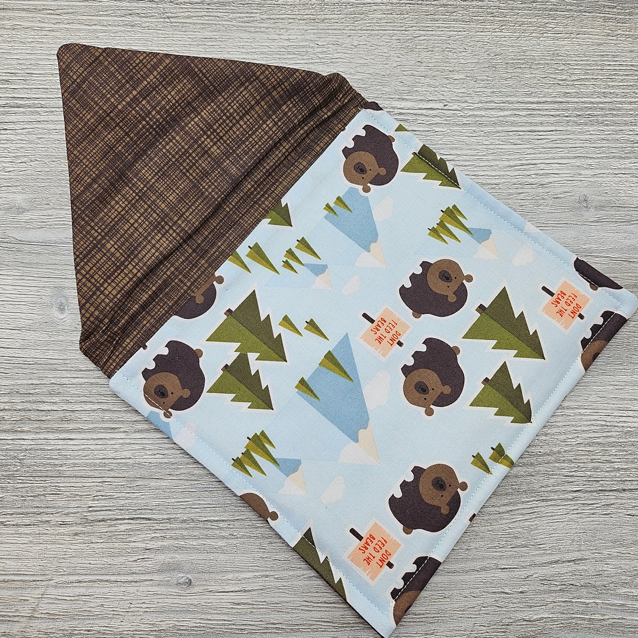 Don't feed the bears microwaveable veggie steamer pocket.