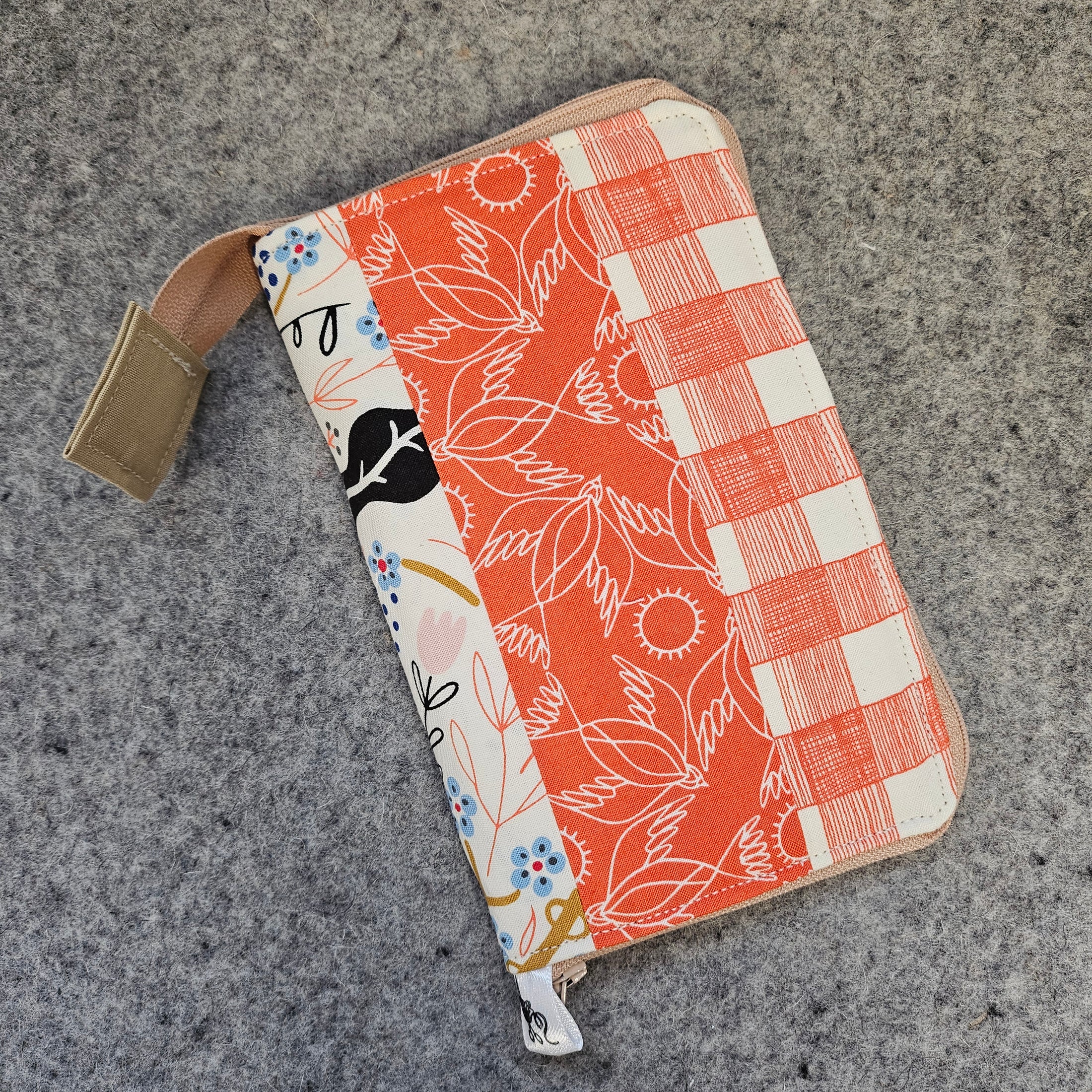 Original crochet hook organizer orange pieced.
