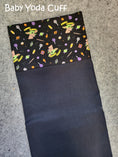Load image into Gallery viewer, Baby yoda cuff halloween pillowcase.