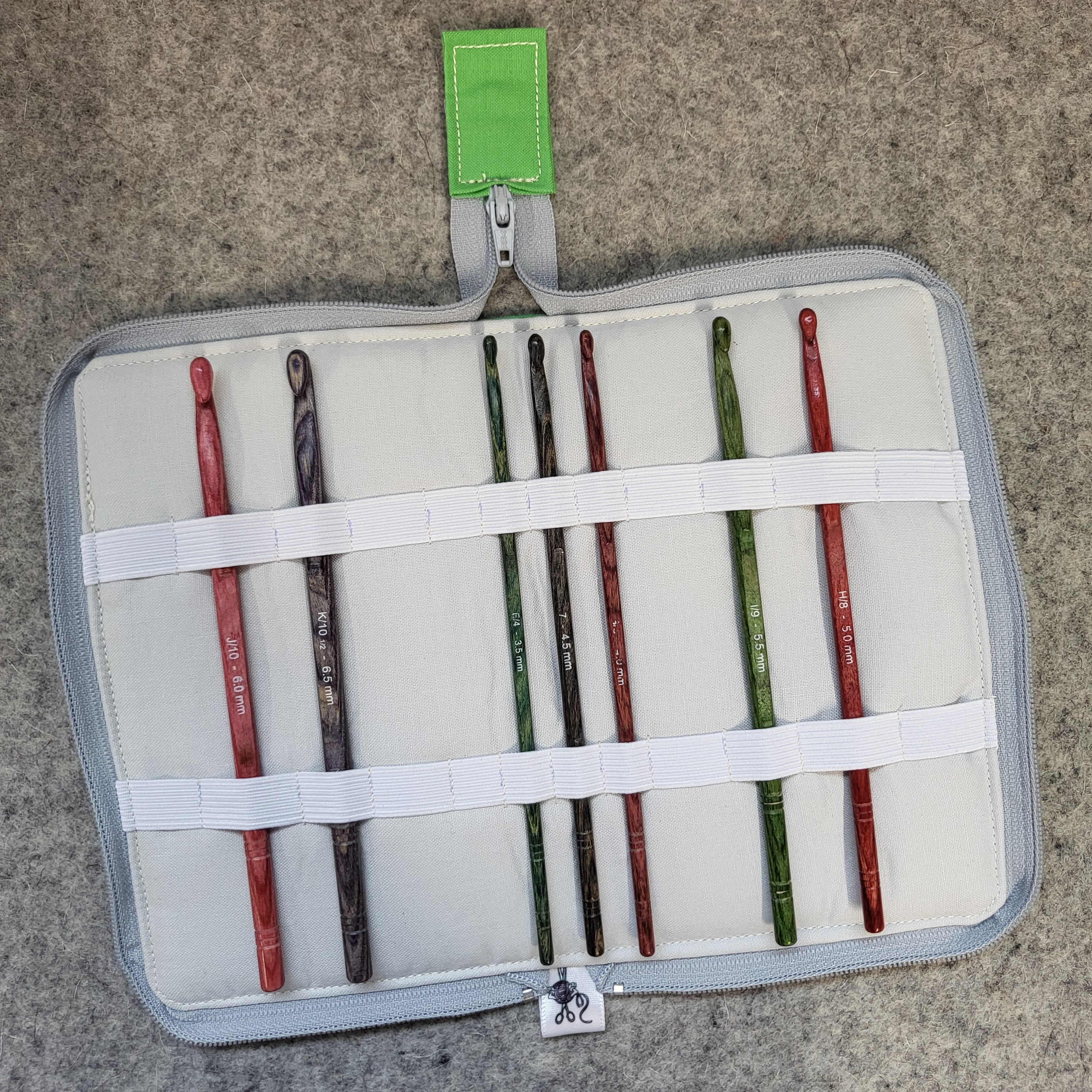 Crochet Hook Storage Case Organizer Bag With Zipper And Pockets (Hooks Not Included)