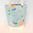Load image into Gallery viewer, Floral tote bag.