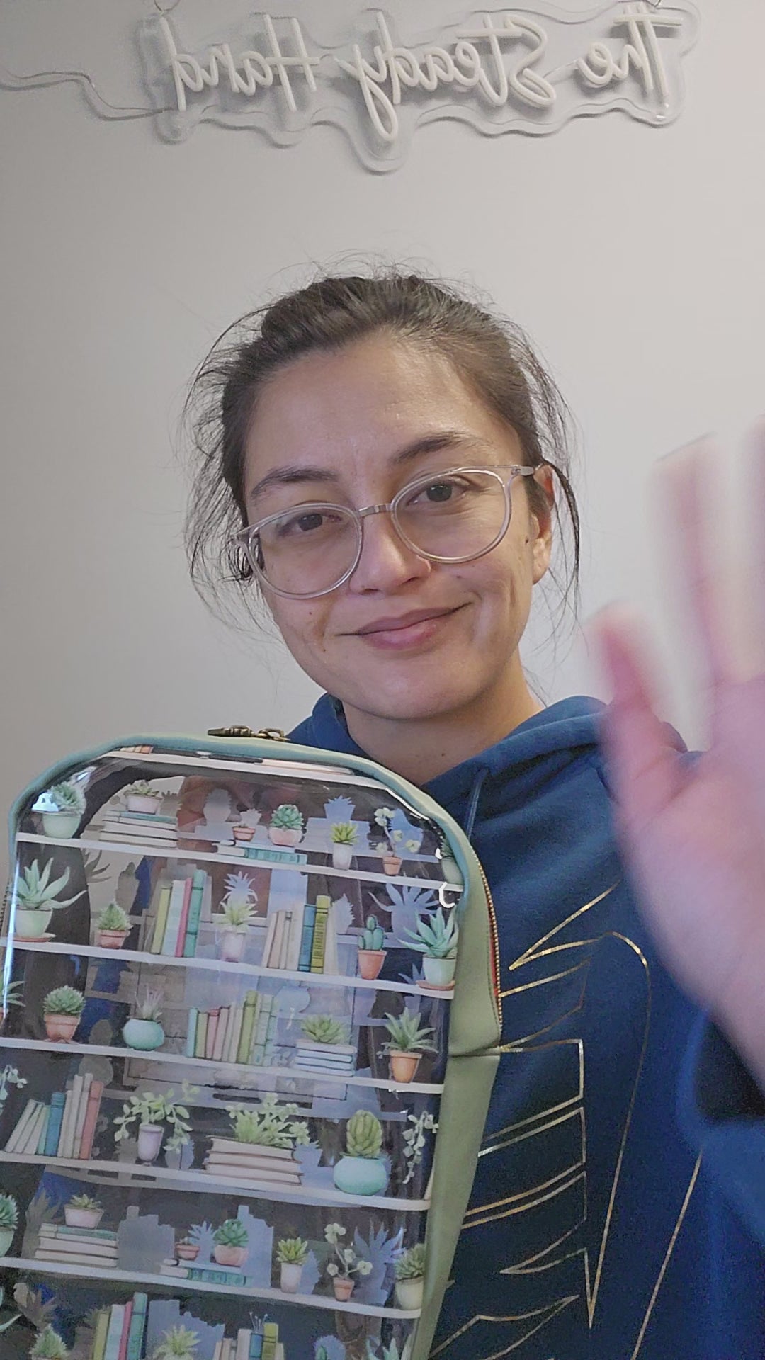 Video of the clear book lovers sling bag.